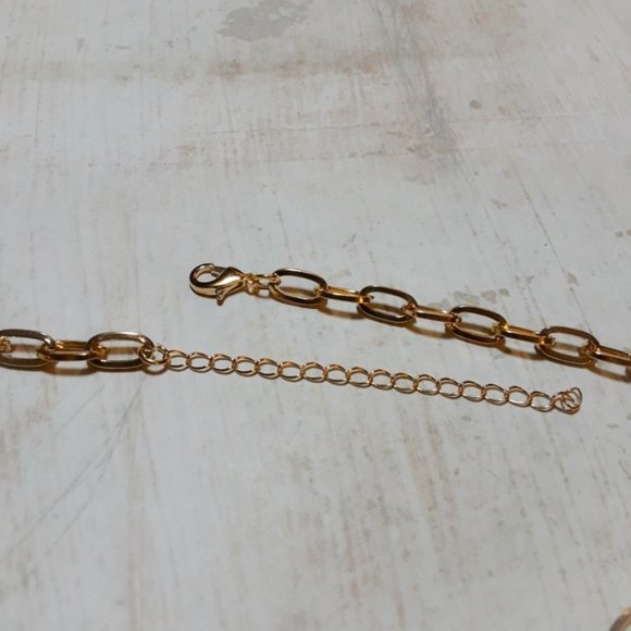 Minimalist Layered Snake Chain Necklace Choker Set - Picture 6 of 6